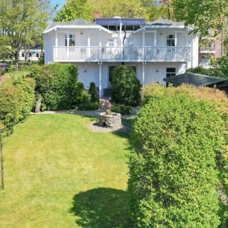 Ferienhaus 38 Weisse Am Schwanenteich Eg Links